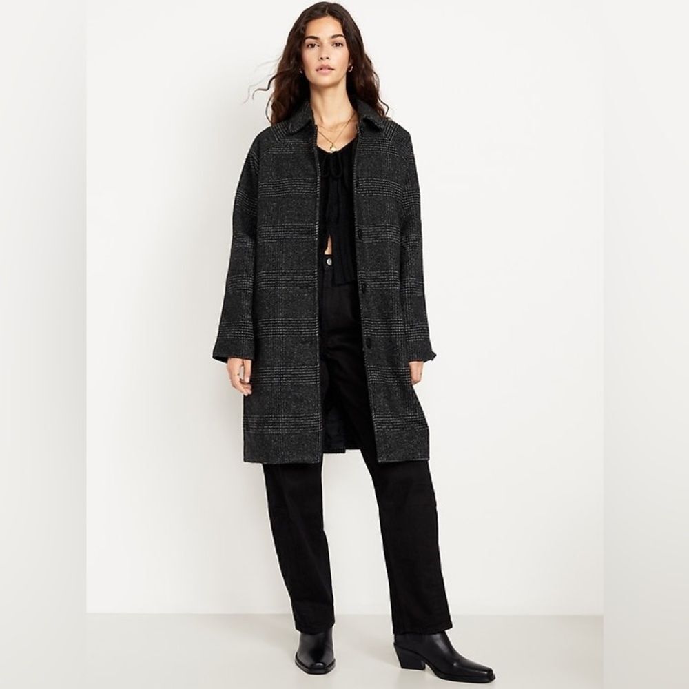 New Old Navy Relaxed Button-Front Mac Coat in size small TALL